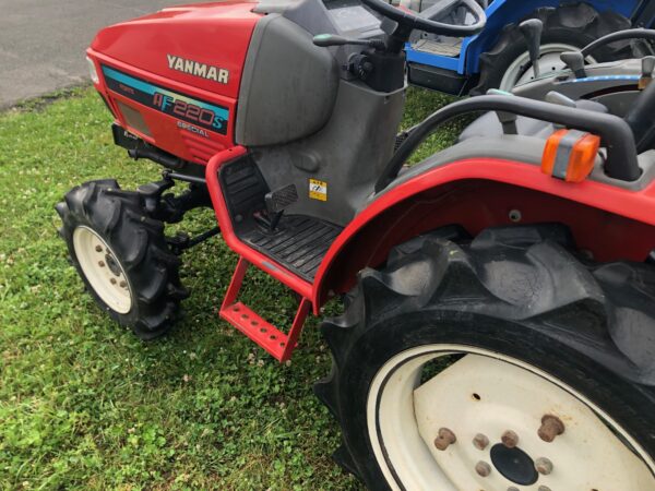 YANMAR AF220S – Image 7