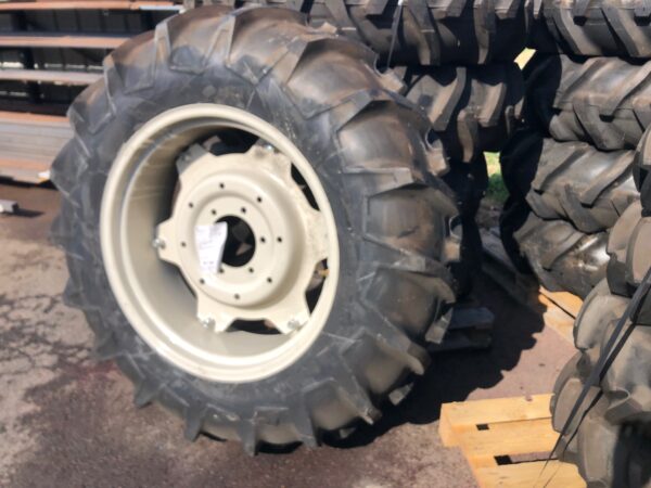 Roue complète neuve Iseki TG6 13.6-28 6PL – Image 2