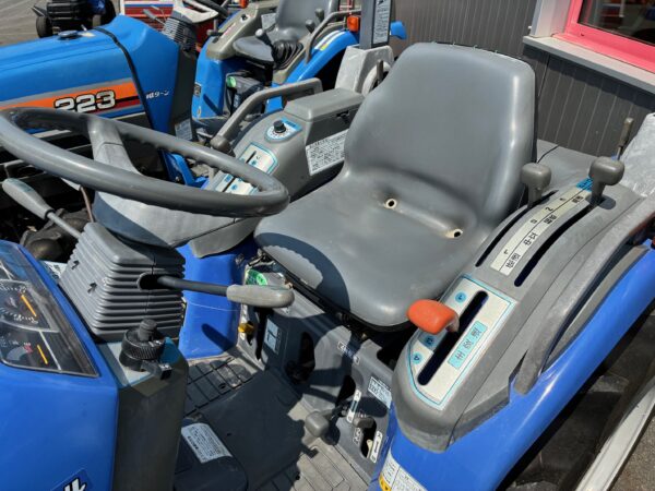 ISEKI TH20 – Image 5