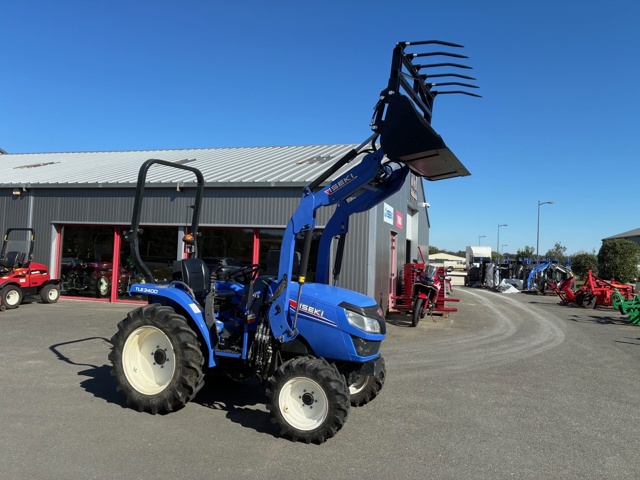 ISEKI TLE3400 + MXC3U-BMS