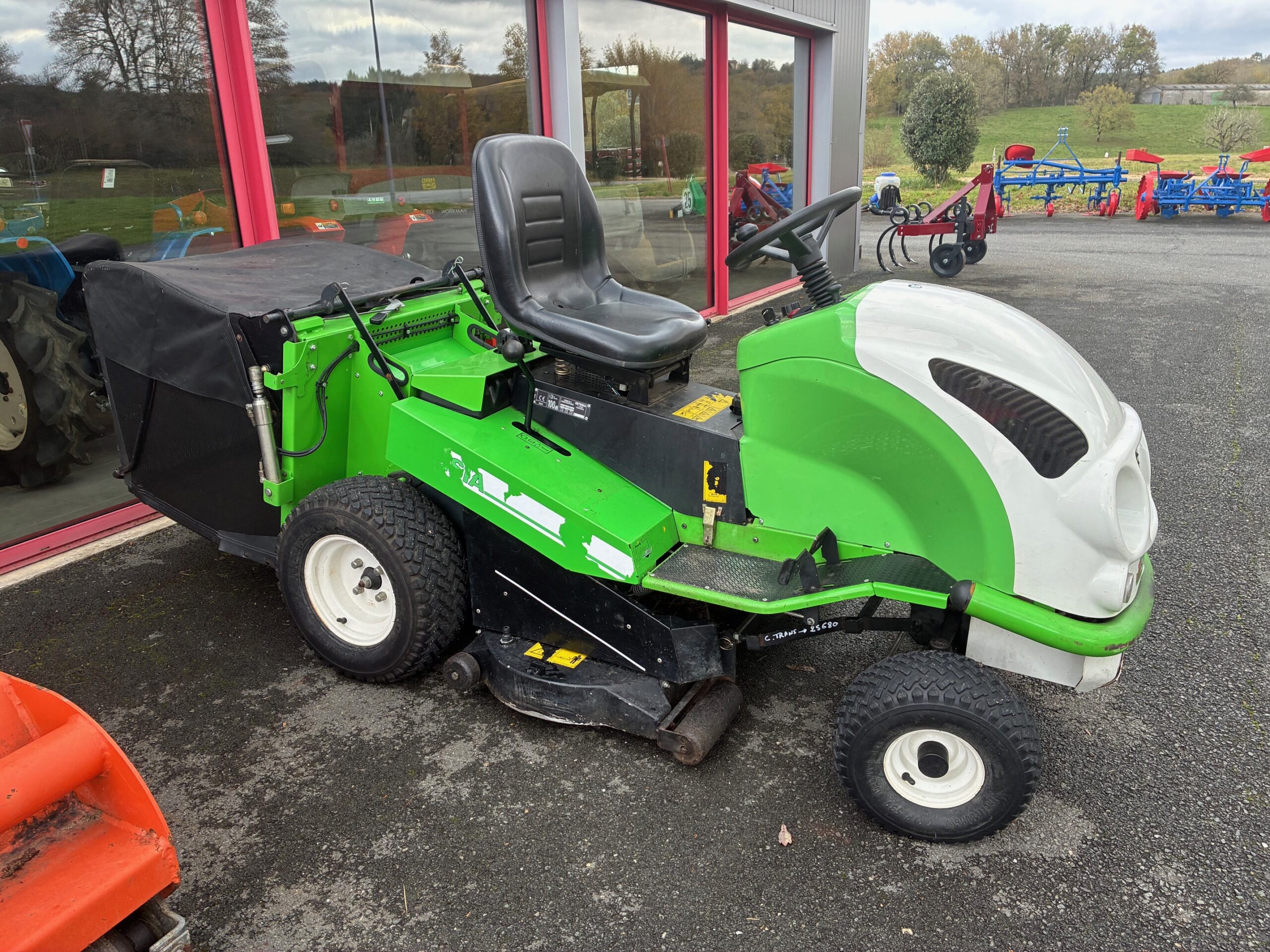 Tondeuse ETESIA Hydro100 - 641 H – Image 2
