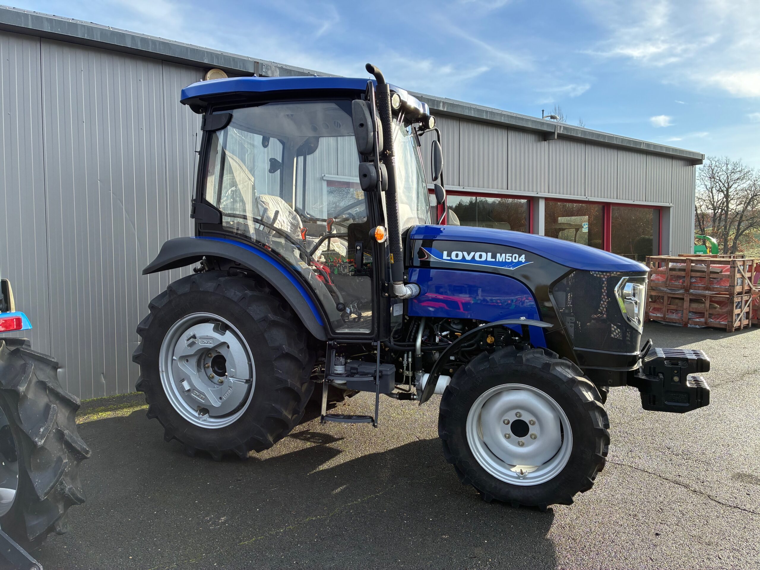 Tracteur LOVOL M504 cabine clim – Image 23