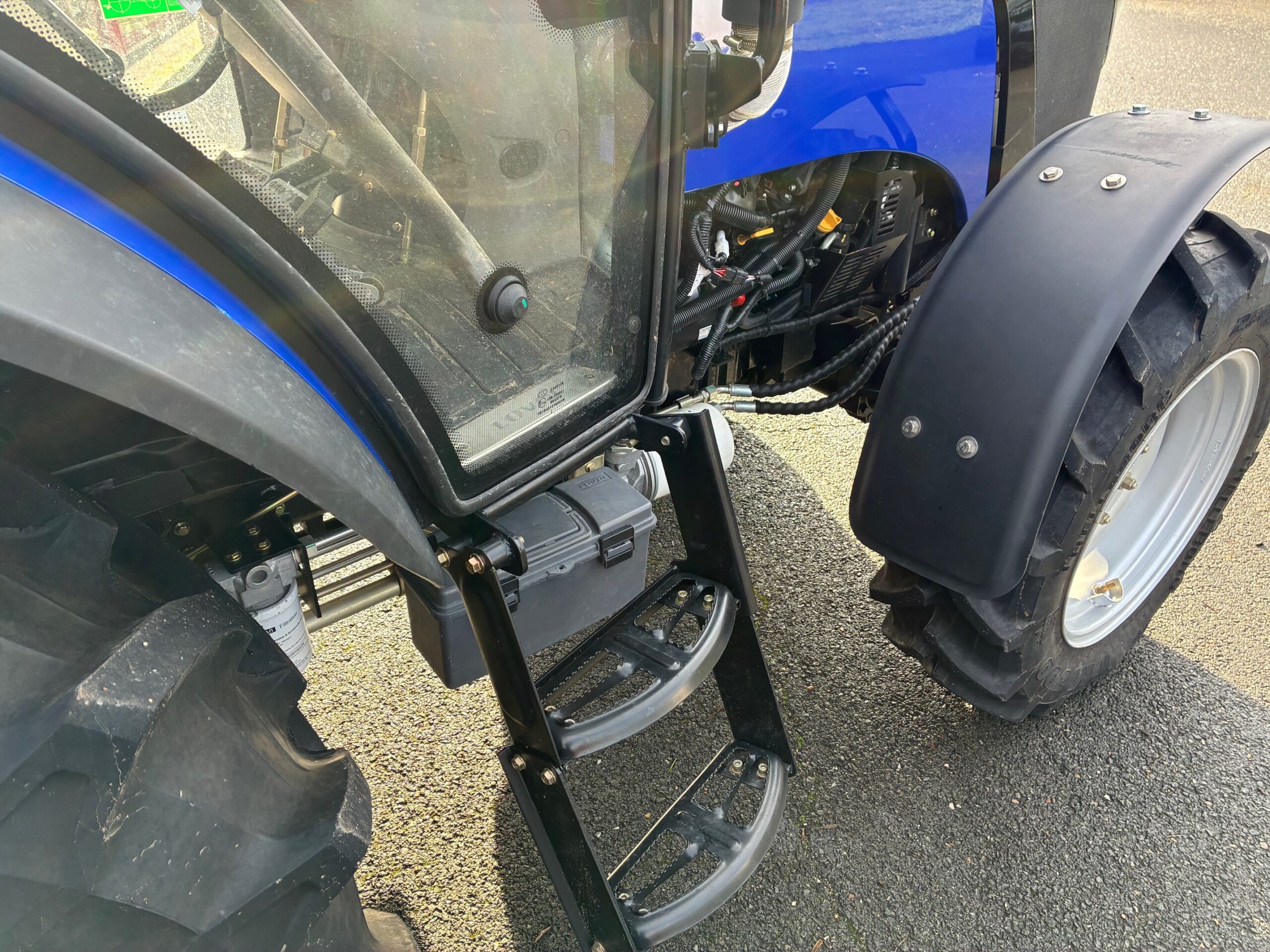 Tracteur LOVOL M504 cabine clim – Image 16