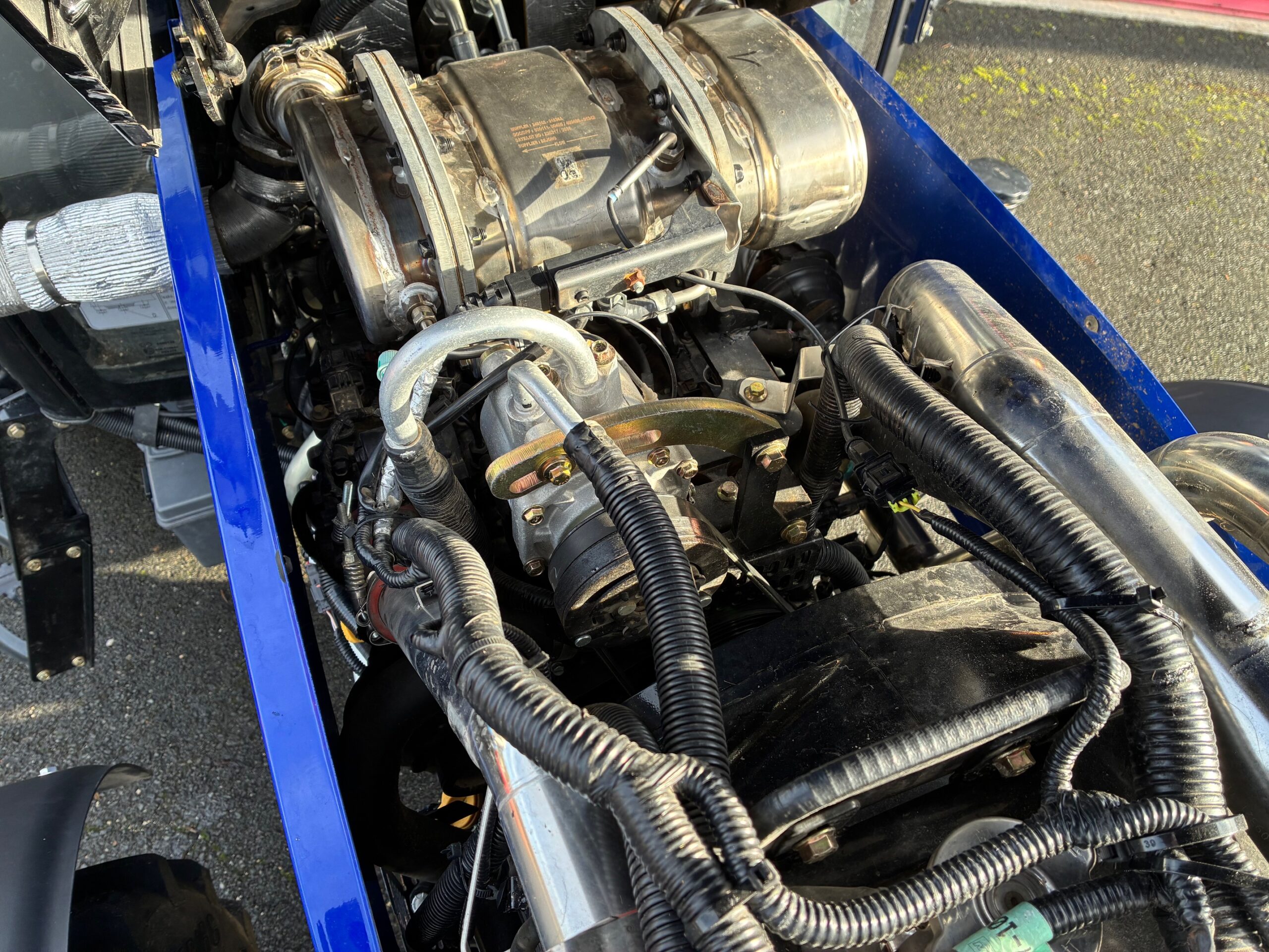 Tracteur LOVOL M504 cabine clim – Image 19