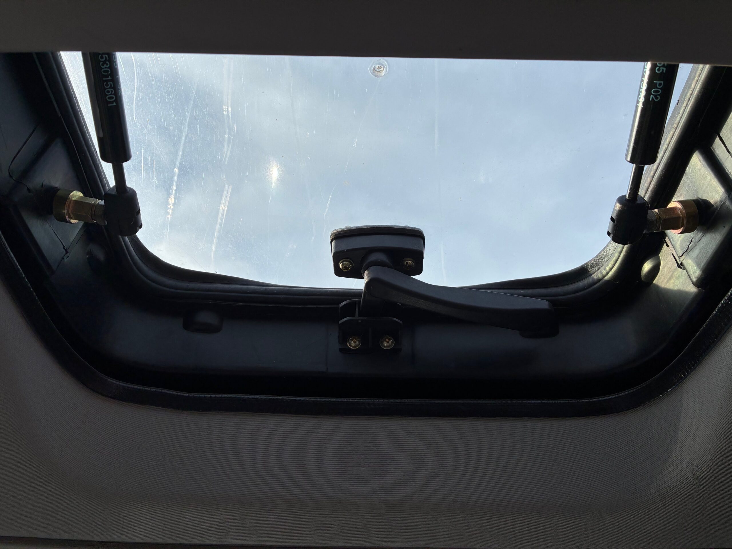 Tracteur LOVOL M504 cabine clim – Image 3