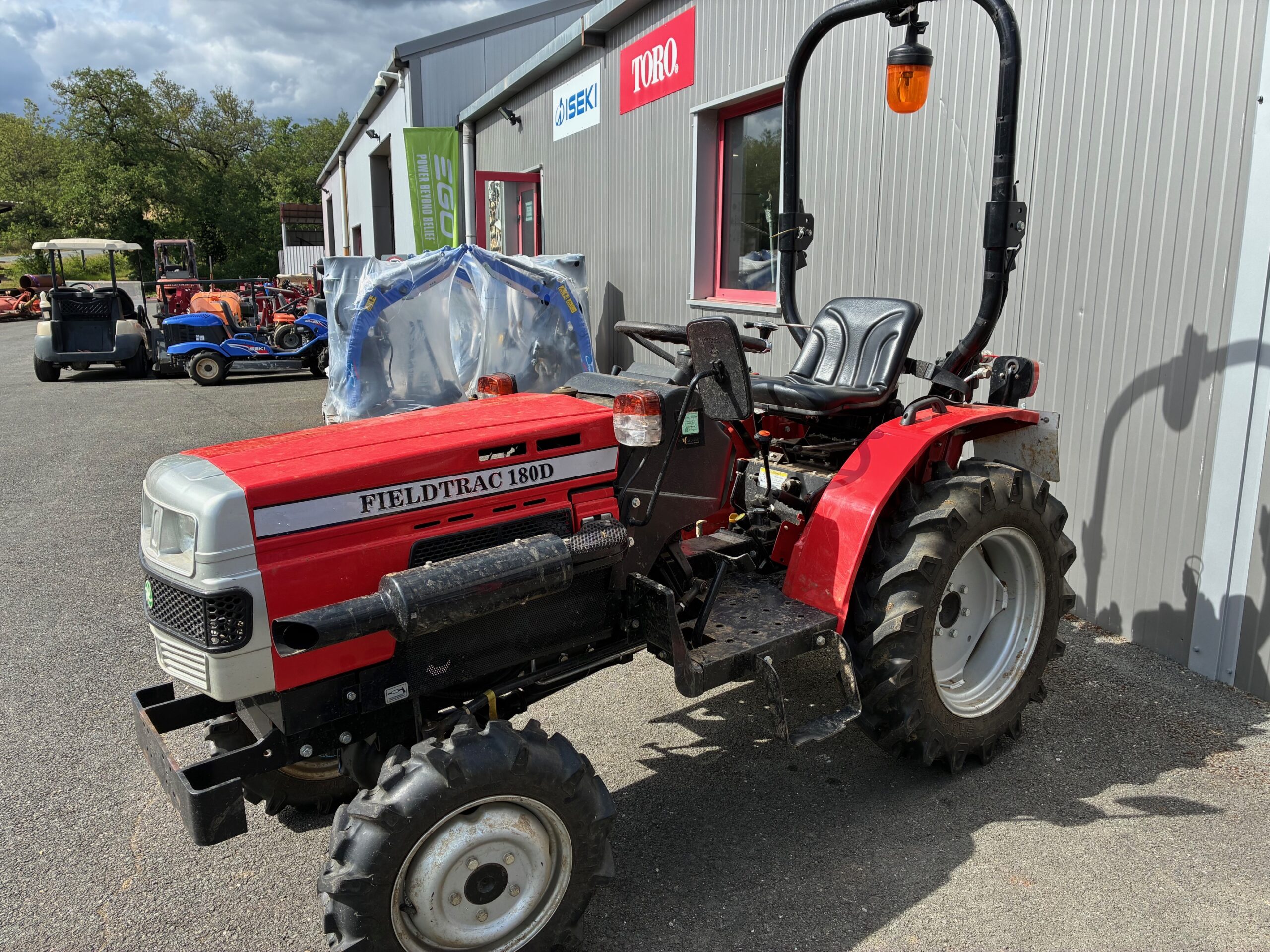 Fieldtrac 180D - 18 cv - carte grise - 221 h