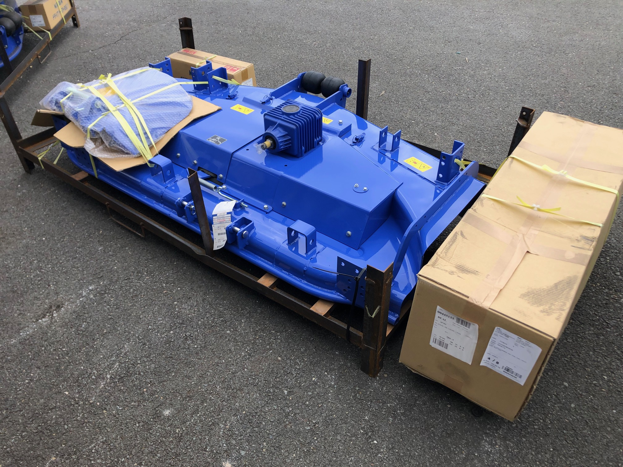 Plateau de coupe pour ISEKI SF310/370 -largeur 183 cm-8349