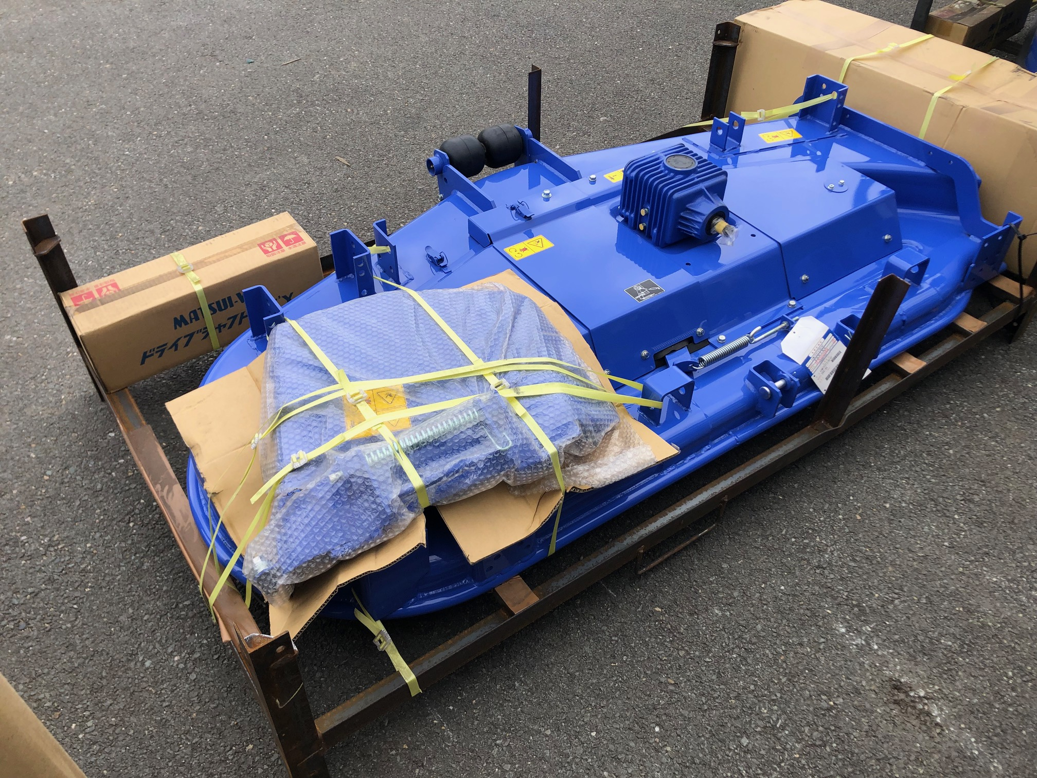 Plateau de coupe pour ISEKI SF310/370 -largeur 183 cm-0