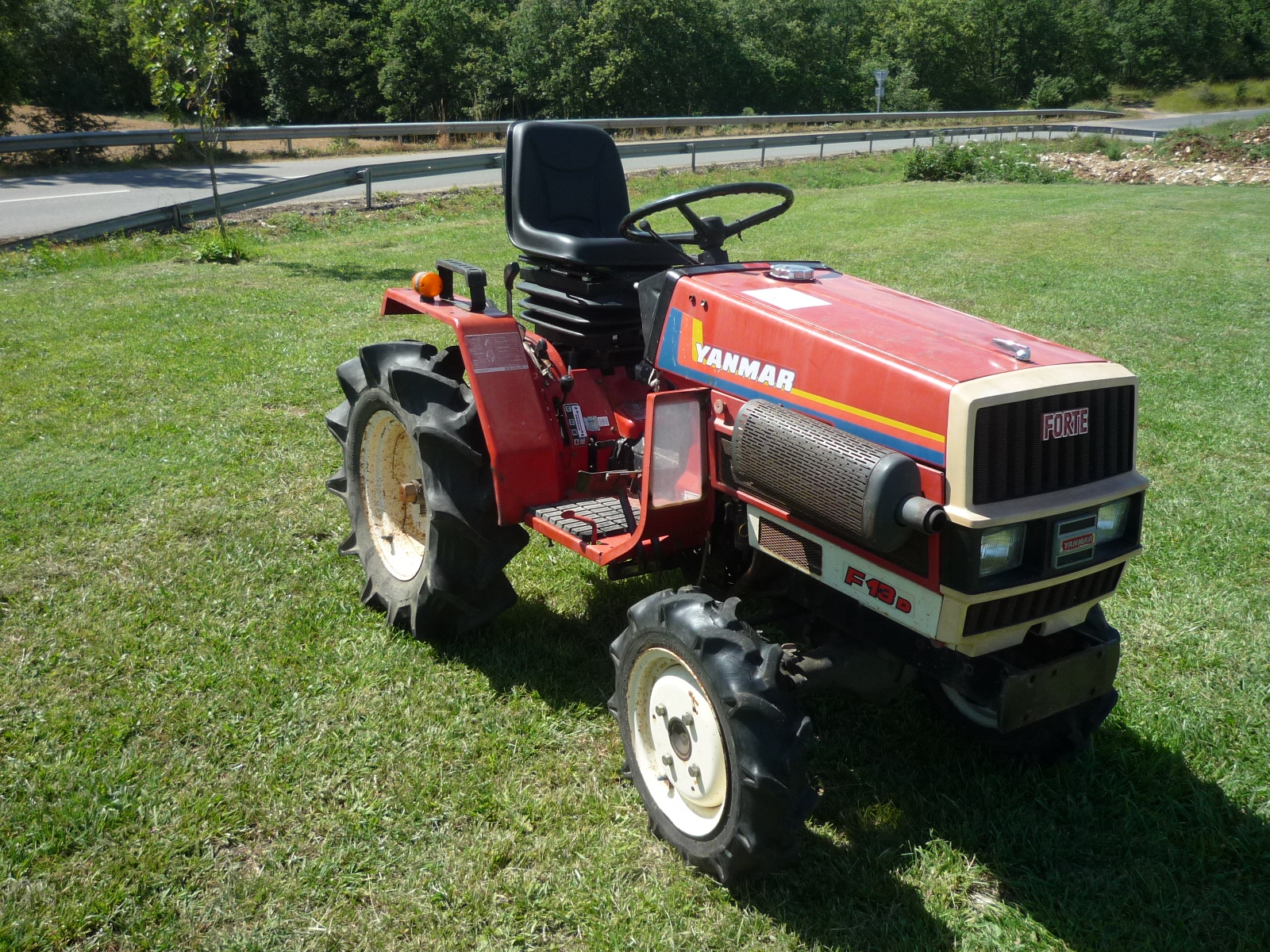 Micro tracteur Yanmar F13-4928